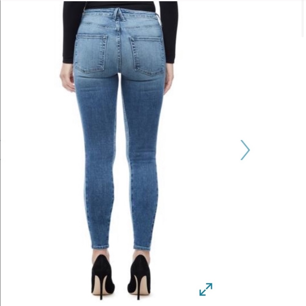 Good American | Good Waist Contrast Skinny Jeans - Picture 2 of 8